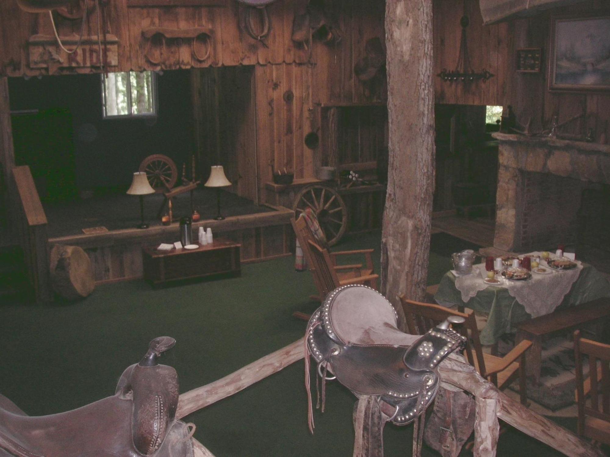 Arrowmont Stables & Cabins Cullowhee Buitenkant foto